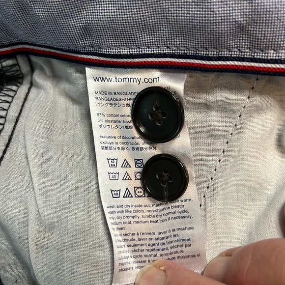 Tommy Hilfiger Brushed Twill Chinos, Black, size 32 x 30 - Picture 8 of 9